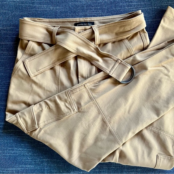 Banana Republic Slim Refined Stretch Cargo Pant - Latte Cream Beige - Picture 8 of 12